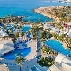 adams-beach.hotelsatayianapa.com/